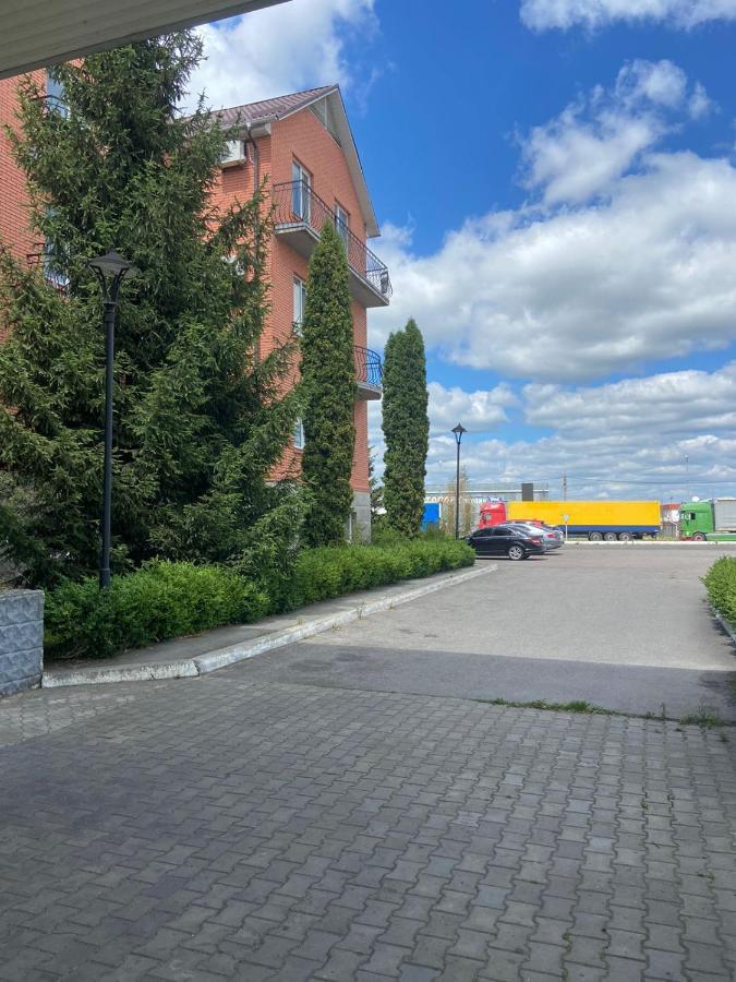 Готель Ягодин Starovoitove Eksteriør bilde